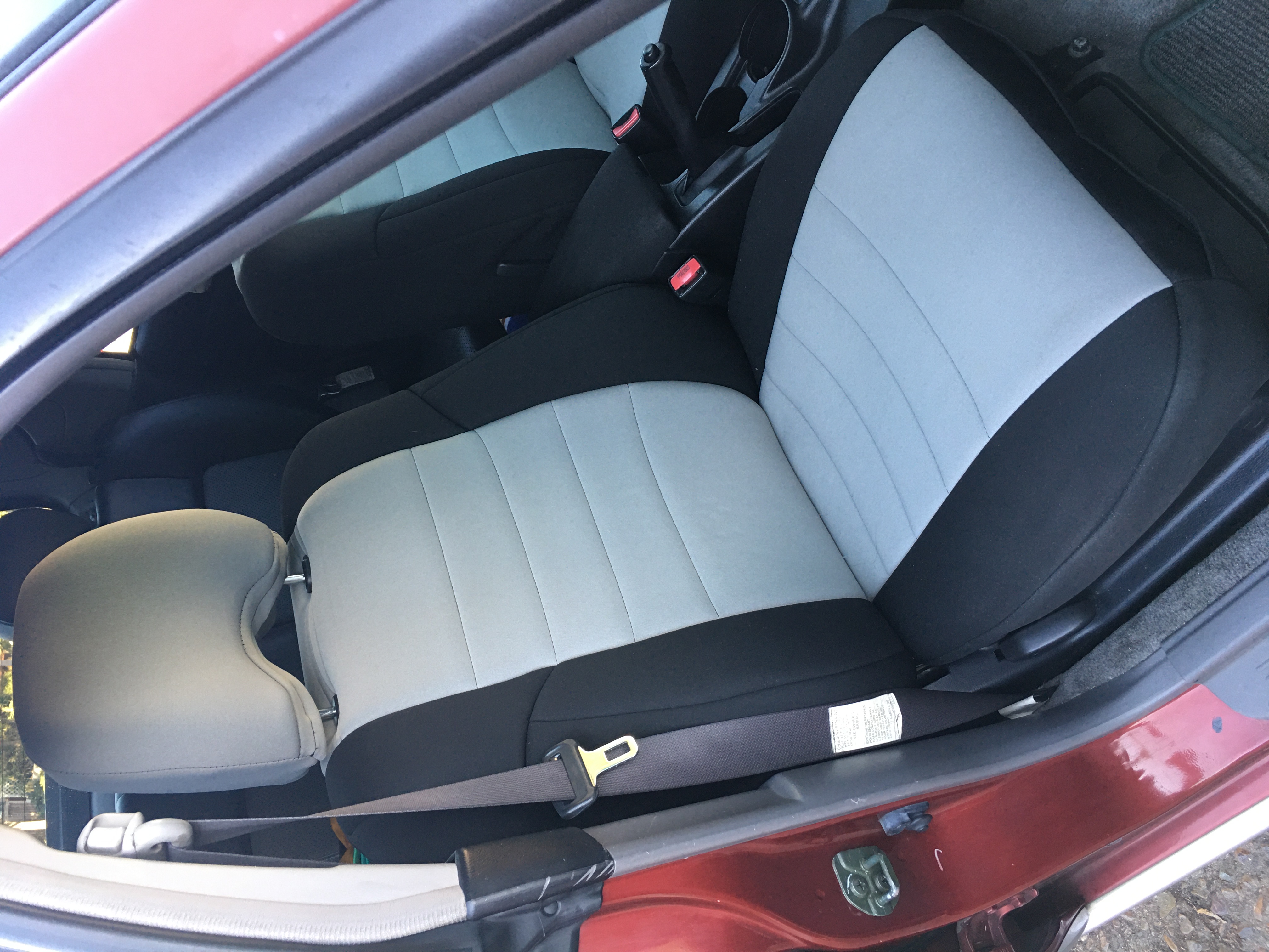 Passenger Seat - Wet Okole cover with seat cushion installed.JPG