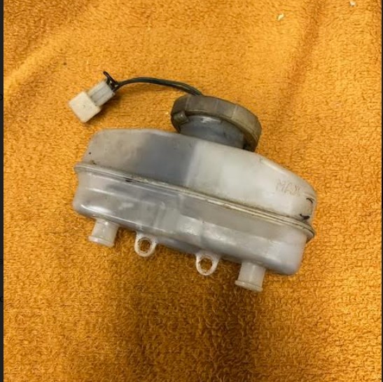 gen2 brake fluid tank